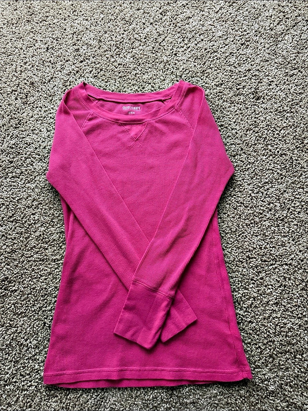 Old Navy Long Sleeve Thermal Tee in Pink Medium Like New